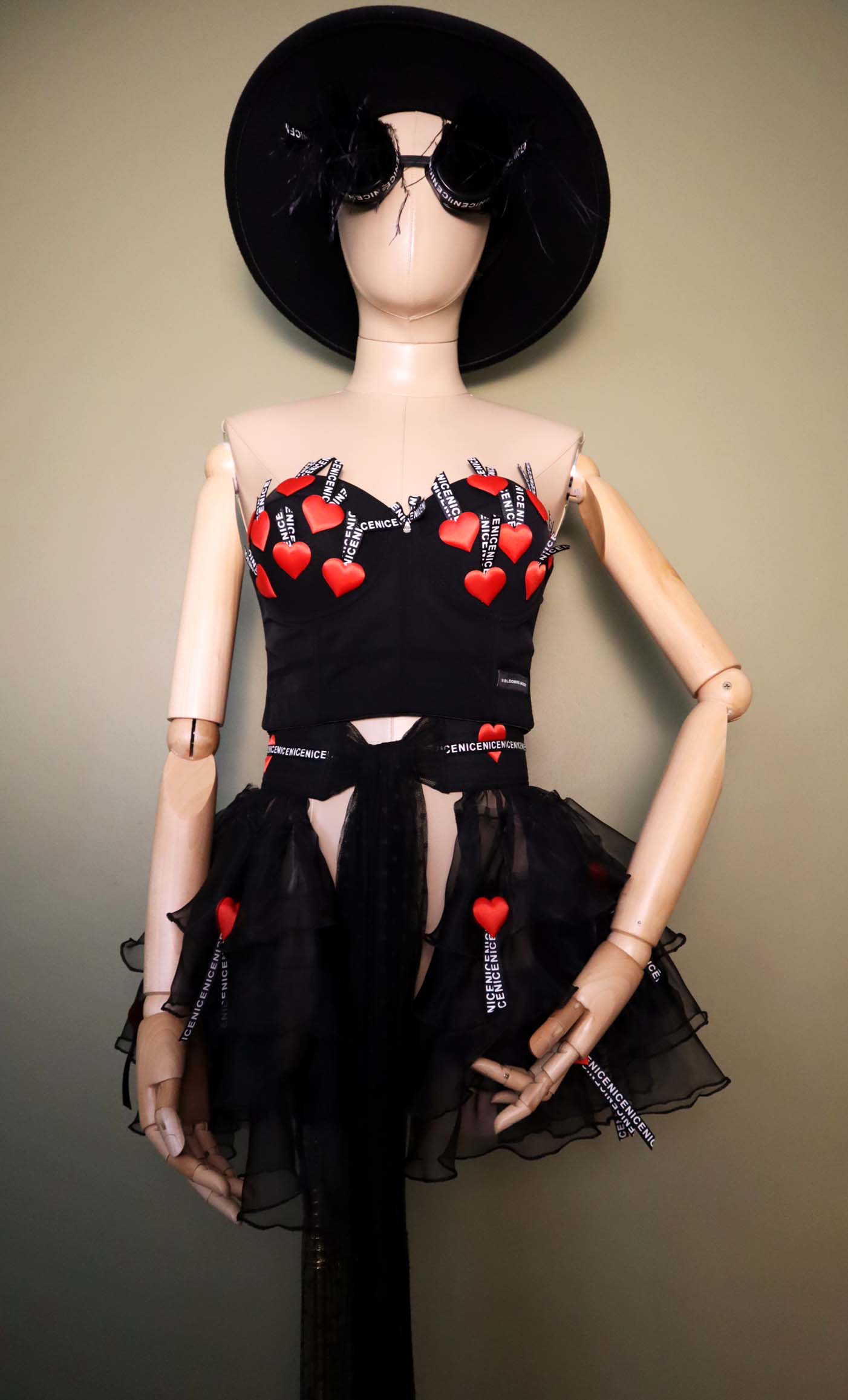 RED VALENTINE HEART TWO-PIECE SET — CORSET + TULLE SKIRT