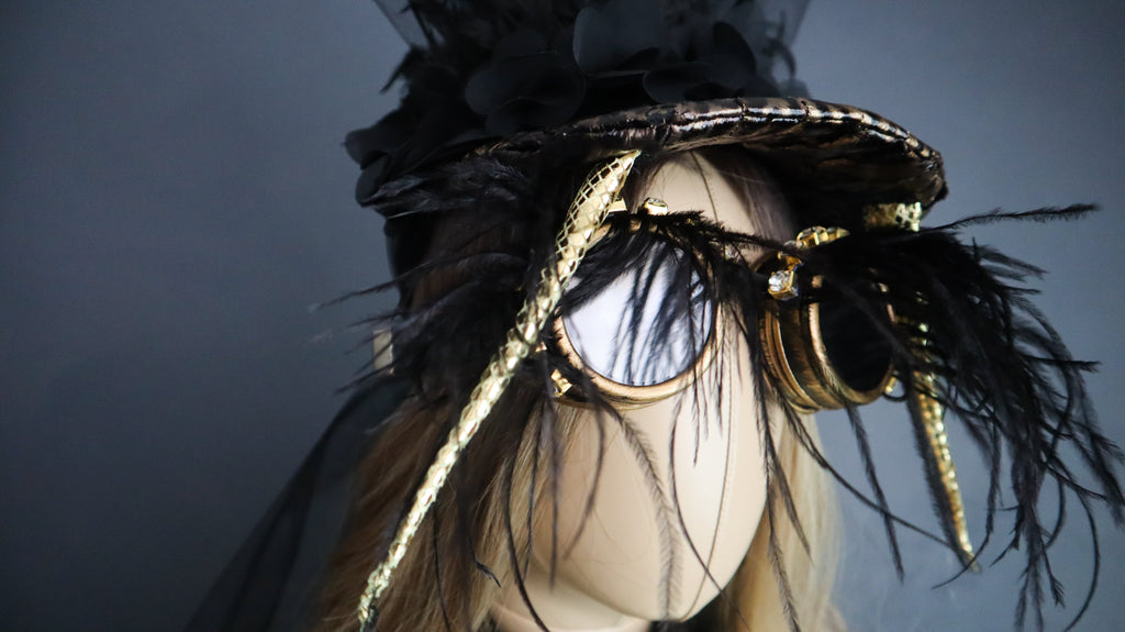 FEATHER GLASSES