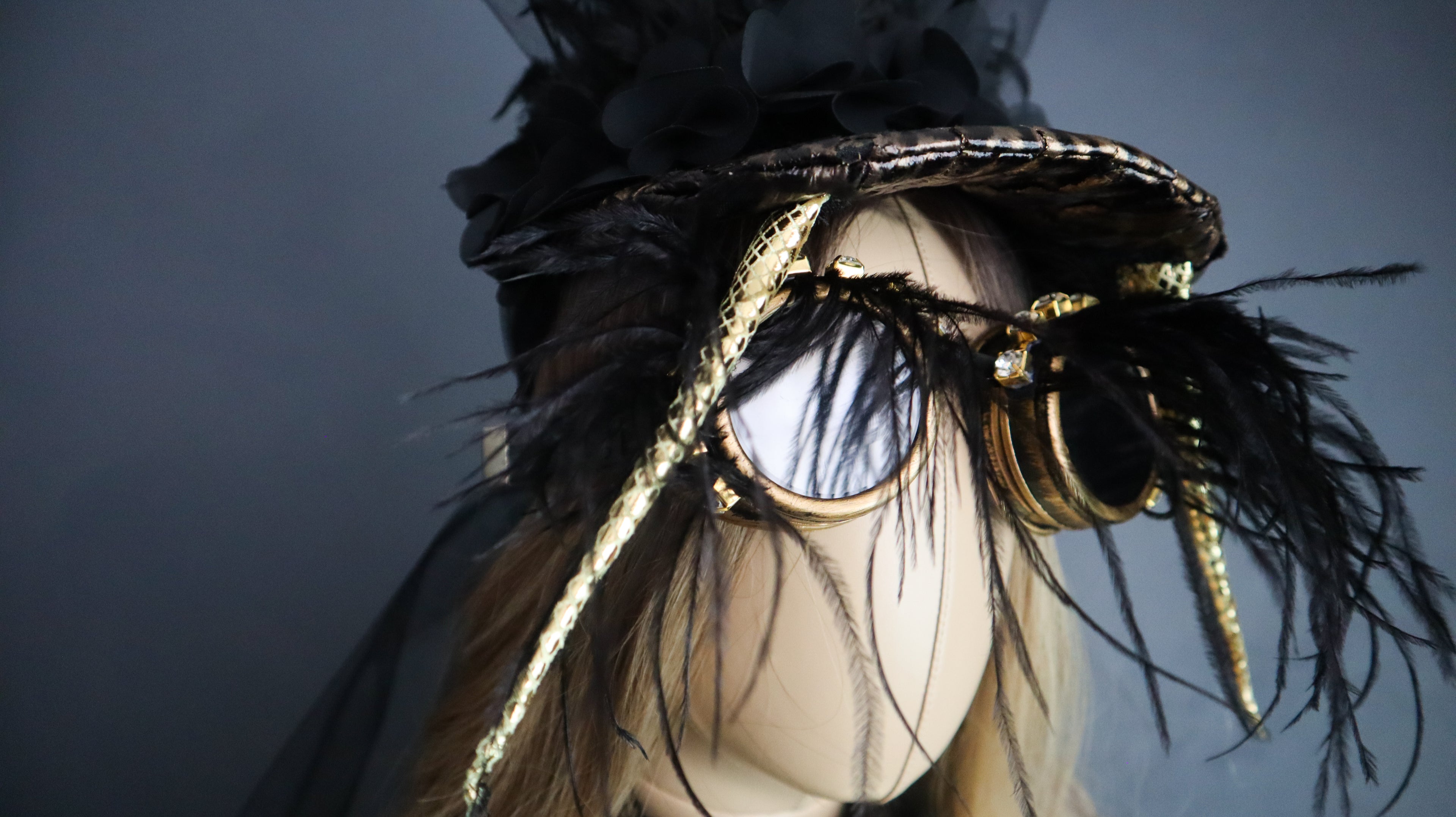 FEATHER GLASSES