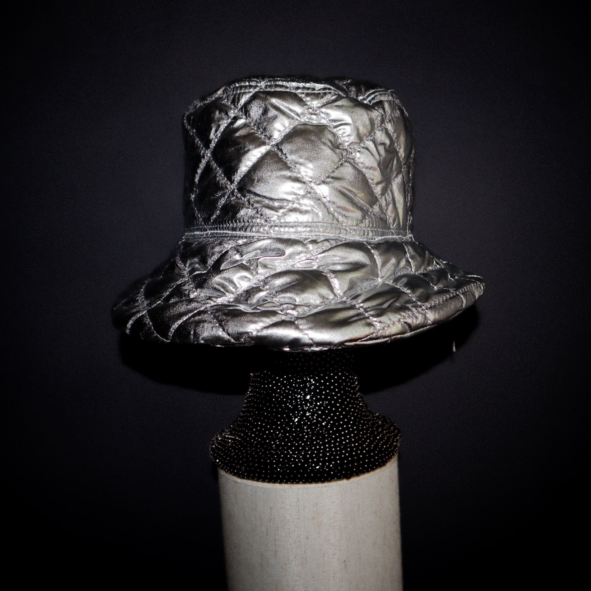 SILVER PUFF BUCKET HAT W/ EYE GRAPHICS