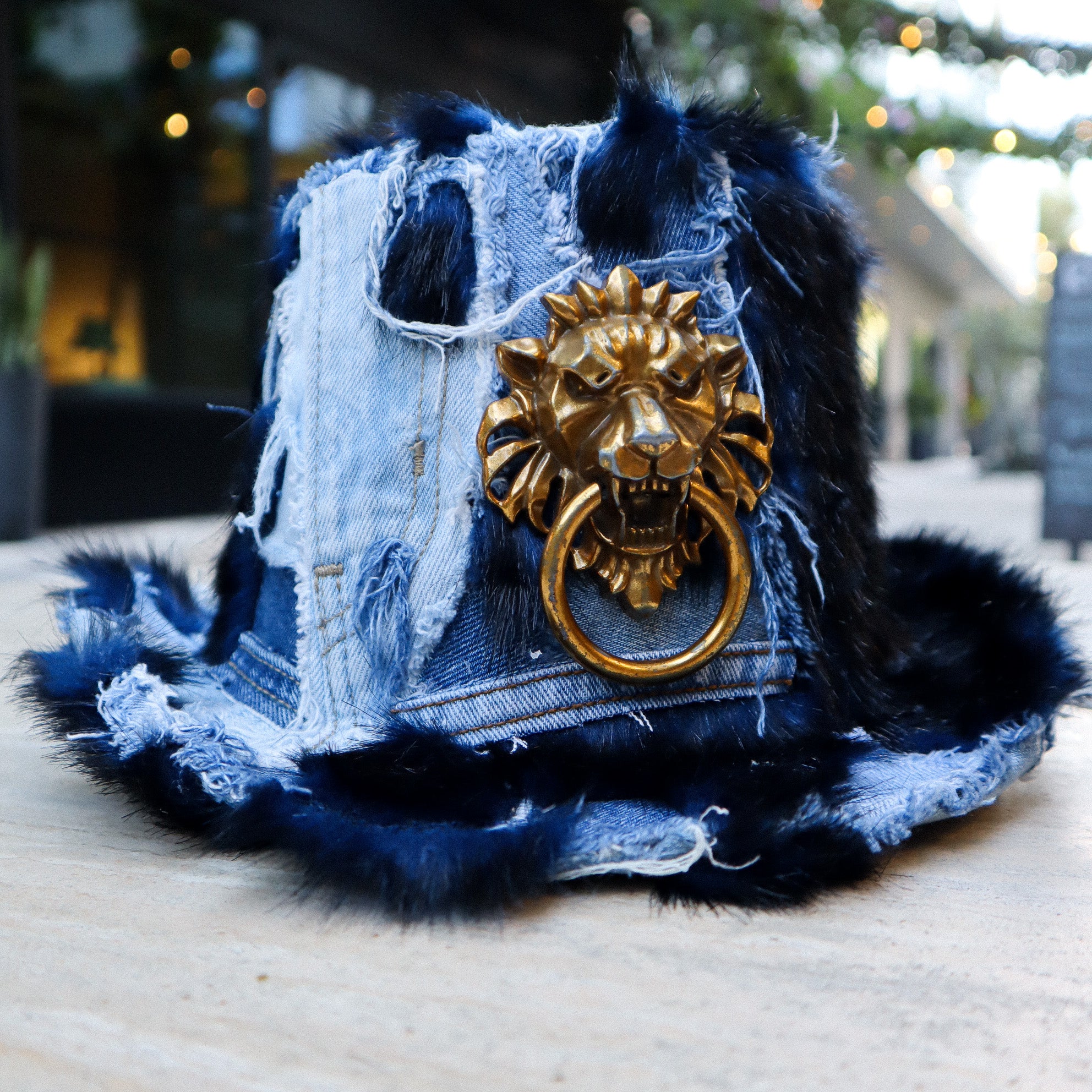 DENIM TOP HAT W/ LION DOOR KNOCKER