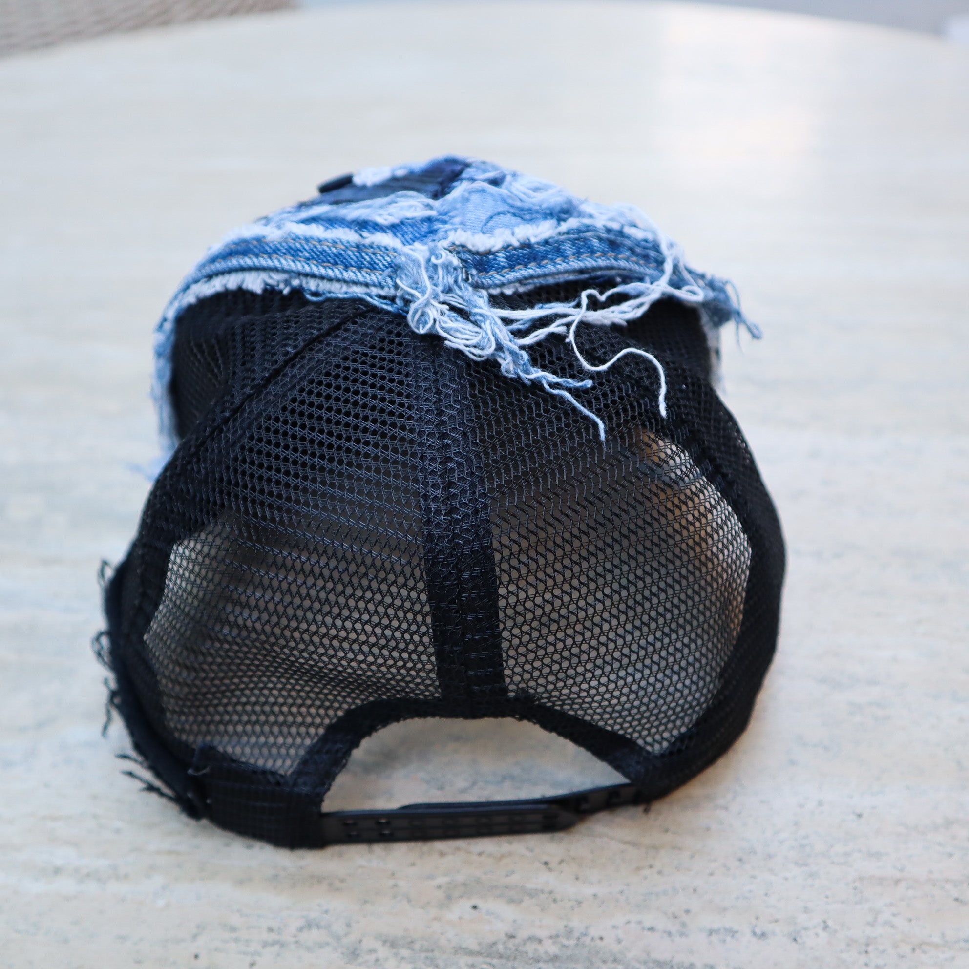 HAND-FRAYED DENIM CAP W/ MESH BACK