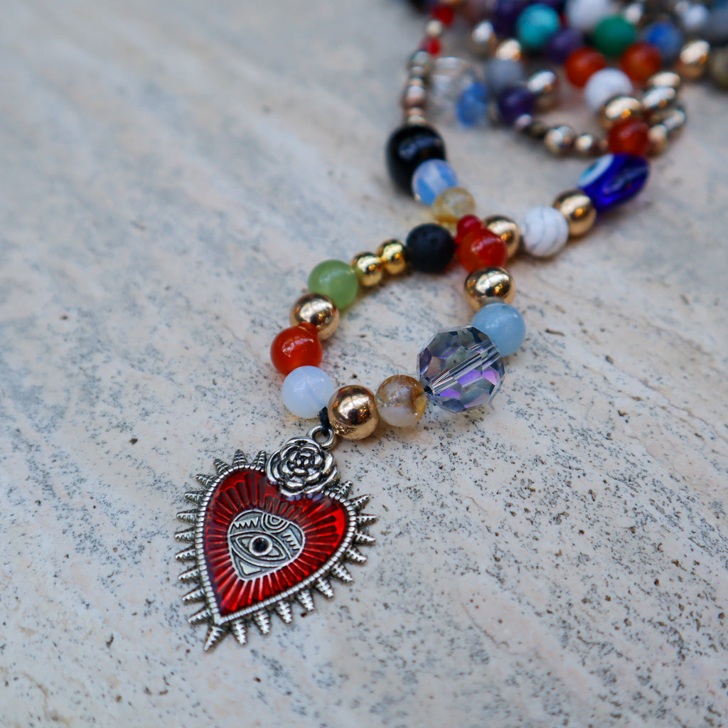 LONG CRYSTAL NECKLACE MADE WITH NATURAL STONES