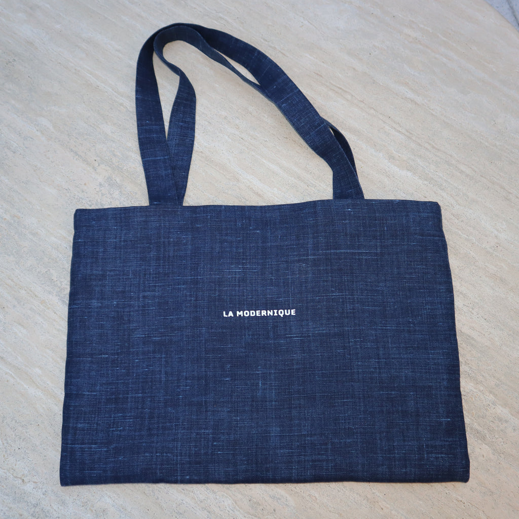 NAVY LINEN HANDBAG W/ HAND-CROCHET SQUARES
